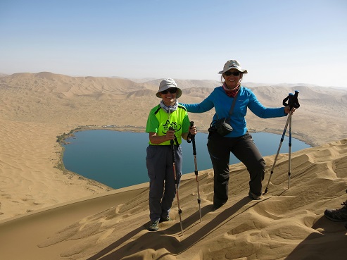 Llac Nuertu (desert de Badain Jaran)